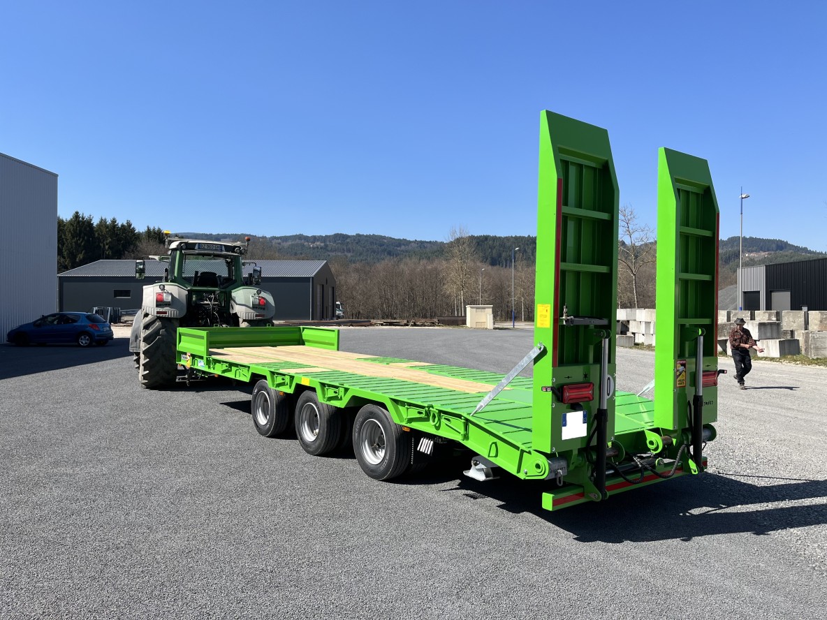 Remorque Agricole porte-engins 3 essieux centraux 3