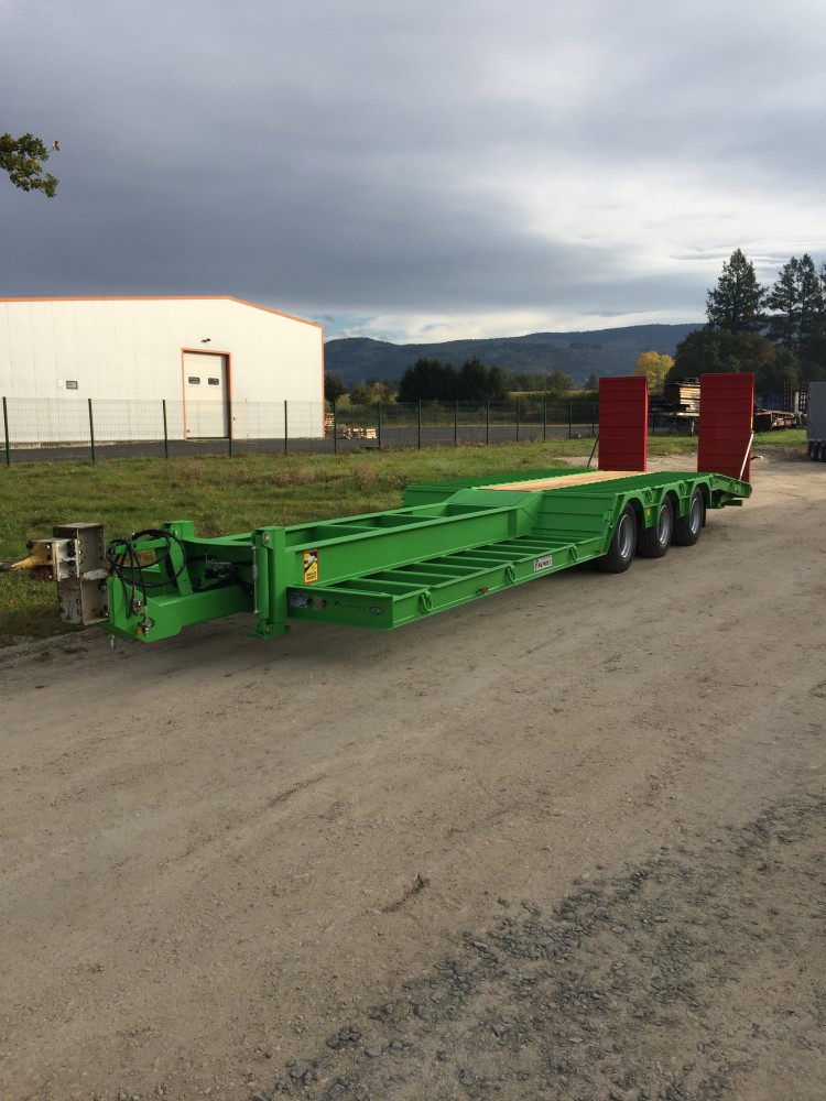 Remorque Agricole porte-engins 3 essieux centraux 2