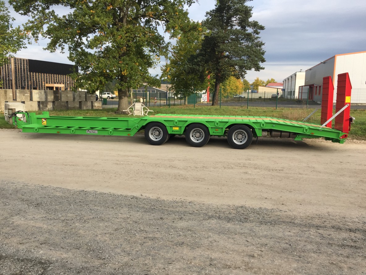 Remorque Agricole porte-engins 3 essieux centraux 1